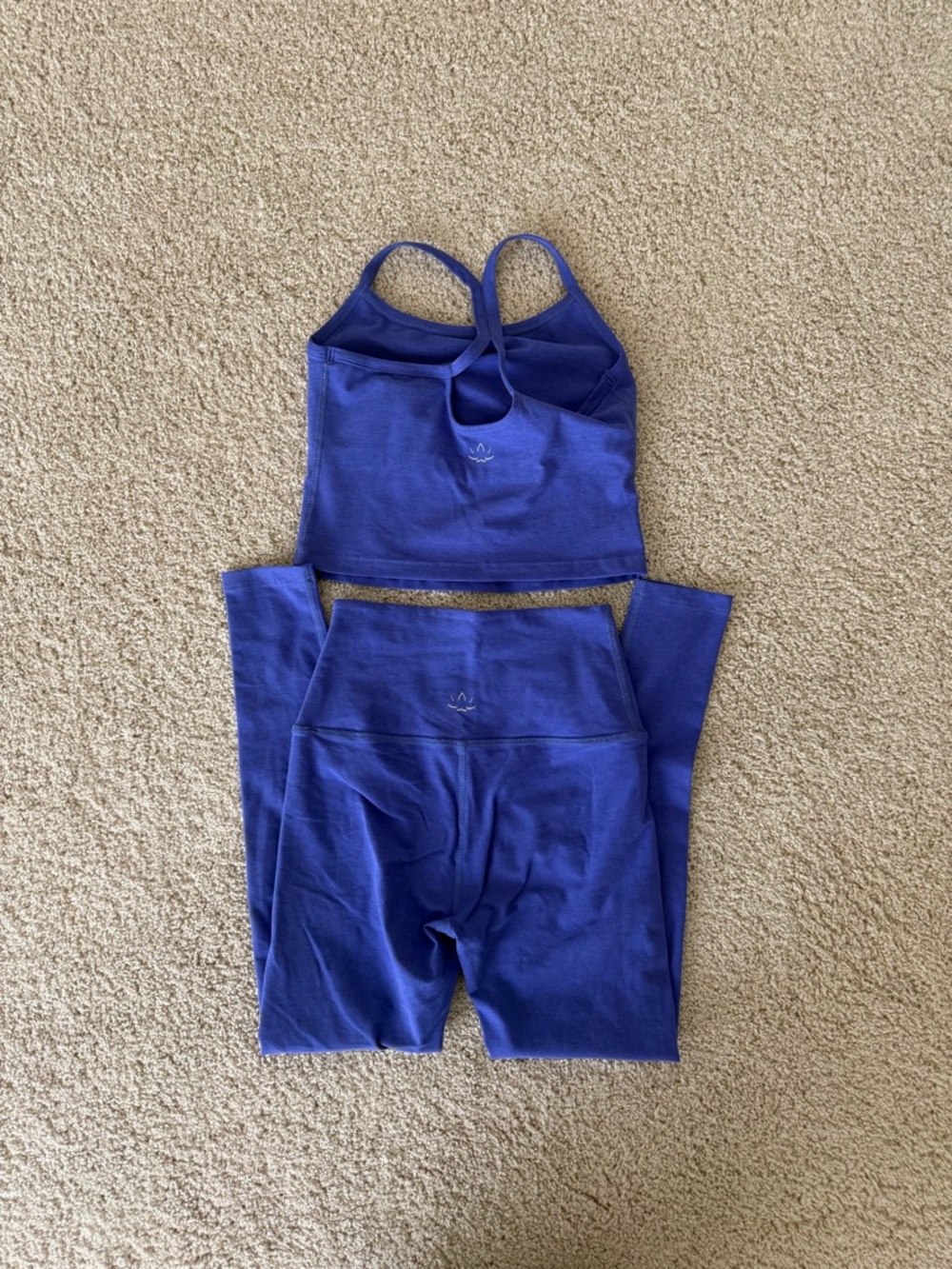 π Beyond Yoga Spacedye Cropped Tank + Legging Set in Ultra Violet Heather, Small - Picture 2 of 4